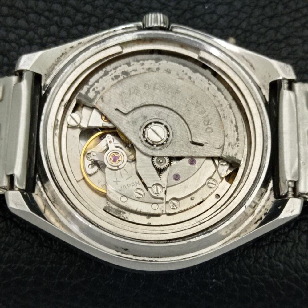 Vintage 1979 Orient Automatic Mens Silver Watch W/daydate & Gold accents - Picture 10 of 10